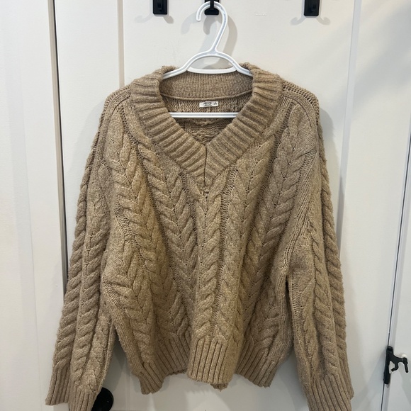 Beige / Brown Sweater (Size L/XL) - Picture 4 of 8